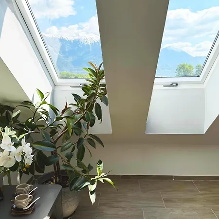 Deerwood-sky Attic With Castle View-no Kitchen *