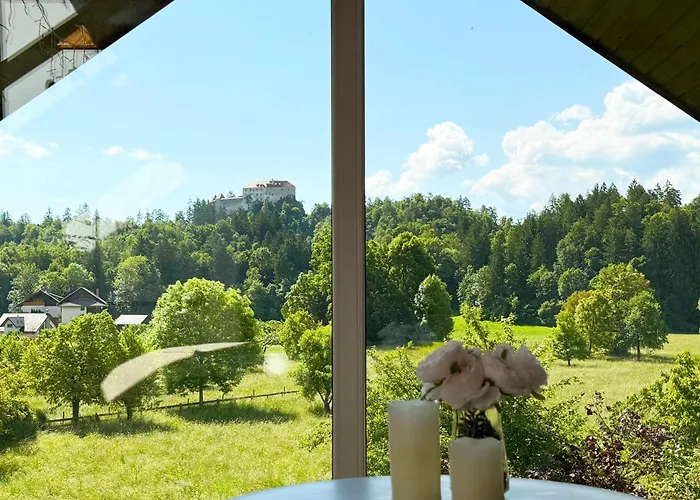 Apartma Deerwood-sky Attic With Castle View-no Kitchen Bled