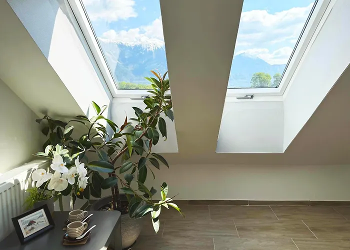 Deerwood-sky Attic With Castle View-no Kitchen *